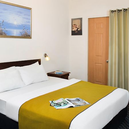 Sun City Hotel Tel Aviv Eksteriør billede