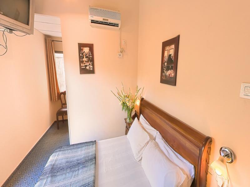 Sun City Hotel Tel Aviv Værelse billede